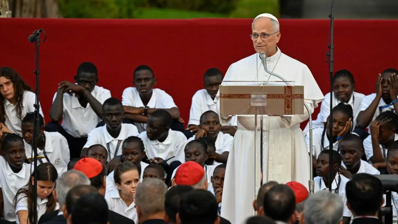 Pope Leo XIV addresses young choristers at Canticle of Peace