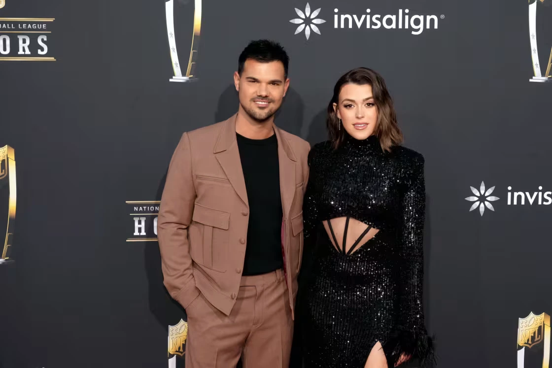Taylor Lautner and Wife Tay Reveal They’re Expecting a Baby Girl Taylor Lautner and Wife Tay Reveal They’re Expecting a Baby Girl